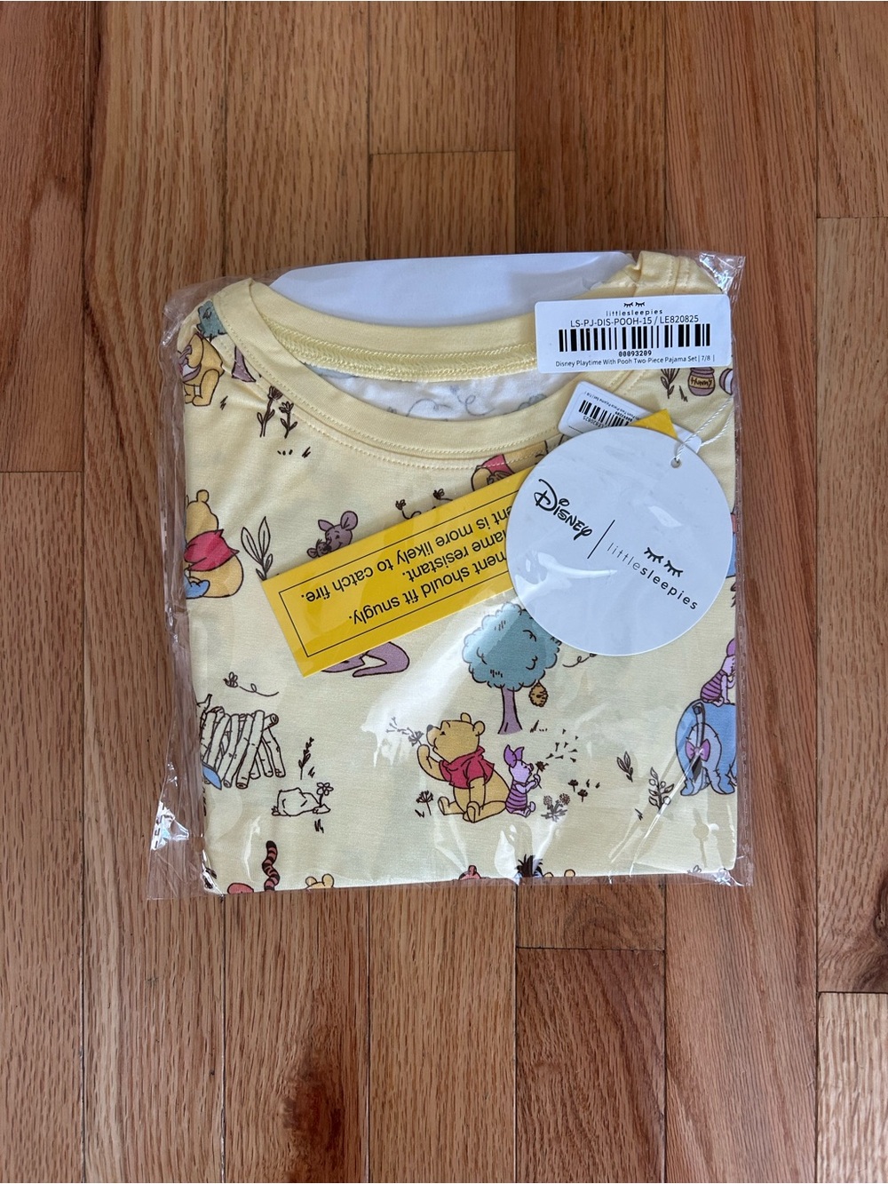 *Never Opened* 2 Piece Pajama Set Little Sleepies Pooh & Friends